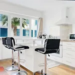 Tres Beau Studio Centre Cannes, 600M De La Croisette